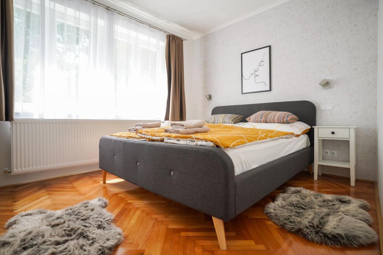 Piroska Bartokteri Apartman 02 Έγκερ Εξωτερικό φωτογραφία